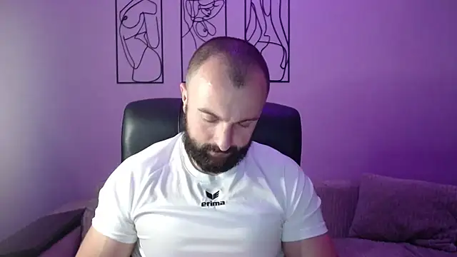 brindlefly6969 online show from October 28, 11:47 am