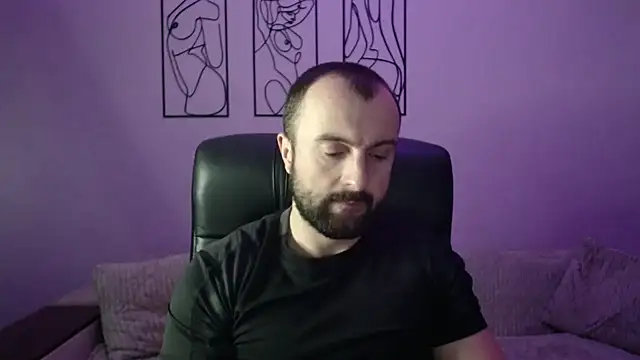 brindlefly6969 online show from November 20, 12:05 pm