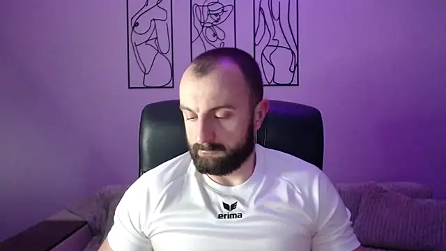 brindlefly6969 online show from January 10, 11:56 am