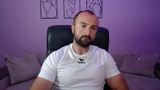 Snapshot of brindlefly6969 chatting on July 3, 10:43 am brindlefly6969 online show from July 3, 10:43 am