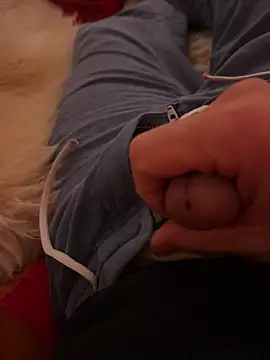 havefun32 online show from November 19, 7:47 pm