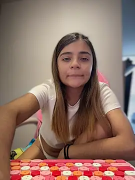 pamell col online show from April 15, 7:32 pm