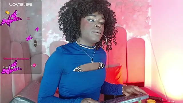 puca ebony online show from May 26, 1:07 pm