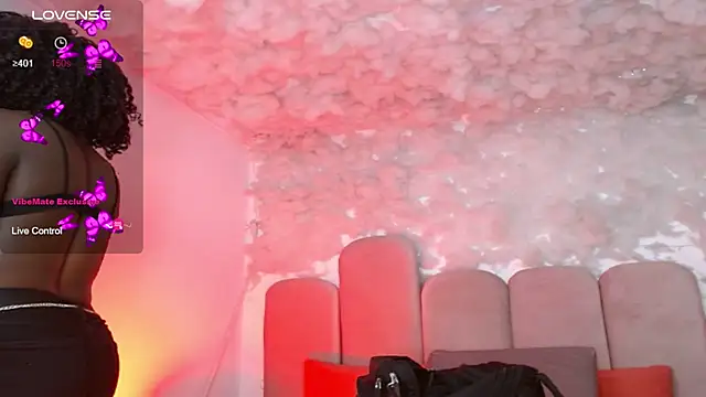 Snapshot of puca_ebony chatting on July 2, 4:57 pm puca ebony online show from July 2, 4:57 pm