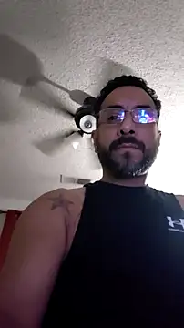 Snapshot of Forbidden_daddy chatting on May 28, 5:27 am Forbidden daddy online show from May 28, 5:27 am