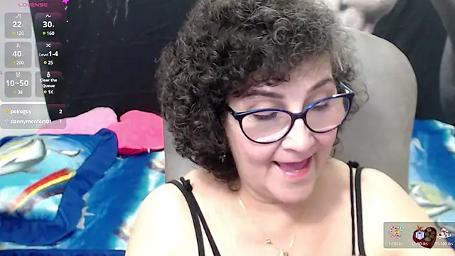 Snapshot of cataleya_mom chatting on February 19, 4:12 am cataleya mom online show from February 19, 4:12 am