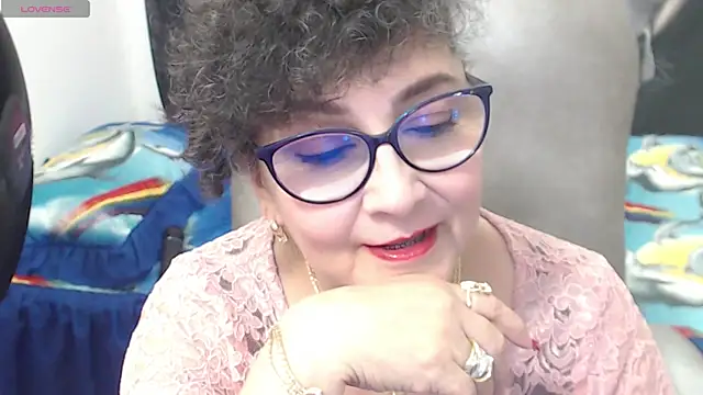 Snapshot of cataleya_mom chatting on February 23, 4:07 am cataleya mom online show from February 23, 4:07 am