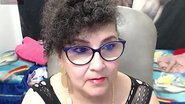 Snapshot of cataleya_mom chatting on February 23, 8:28 am cataleya mom online show from February 23, 8:28 am