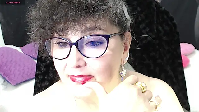 Snapshot of cataleya_mom chatting on March 3, 10:38 am cataleya mom online show from March 3, 10:38 am