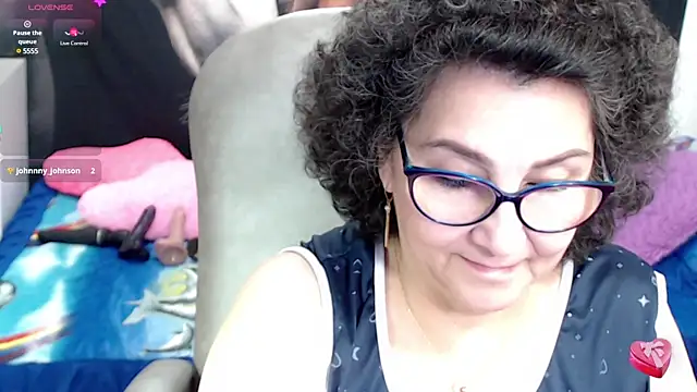 Snapshot of cataleya_mom chatting on March 11, 10:29 am cataleya mom online show from March 11, 10:29 am