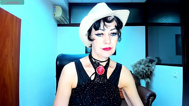 Snapshot of Silvia_Wallec chatting on January 26, 6:28 am Silvia Wallec online show from January 26, 6:28 am