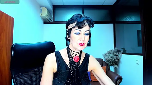 Snapshot of Silvia_Wallec chatting on January 26, 9:29 am Silvia Wallec online show from January 26, 9:29 am
