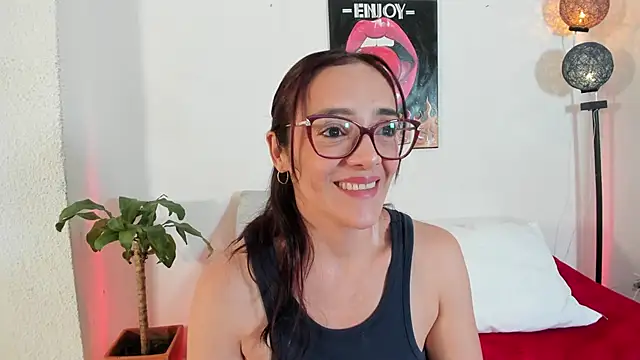 Jessica Herrera  online show from September 23, 9:07 pm