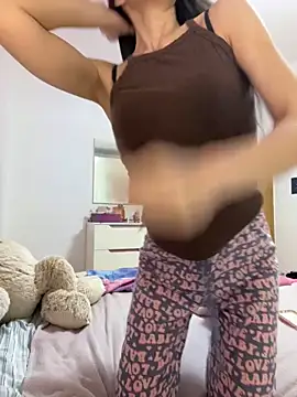 Snapshot of SexxxyBarbie chatting on February 22, 8:50 am SexxxyBarbie online show from February 22, 8:50 am