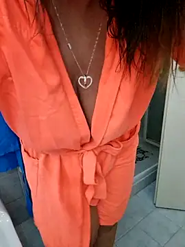 Snapshot of Miss_Barbarella chatting on November 14, 12:59 pm Miss Barbarella online show from November 14, 12:59 pm