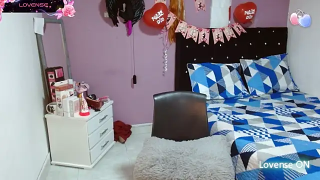 soniafuckboobs online show from February 20, 8:39 am