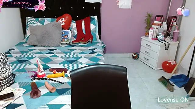 soniafuckboobs online show from February 20, 9:20 pm