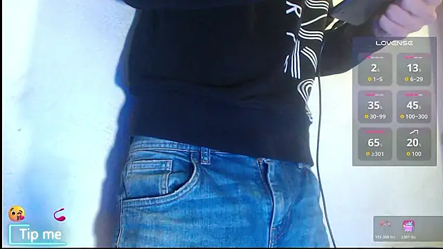 Snapshot of GrayHornyX chatting on February 7, 4:00 pm GrayHornyX online show from February 7, 4:00 pm