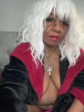 Snapshot of BreanaDivine chatting on March 13, 1:07 pm BreanaDivine online show from March 13, 1:07 pm