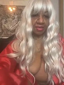 BreanaDivine online show from January 18, 11:14 am