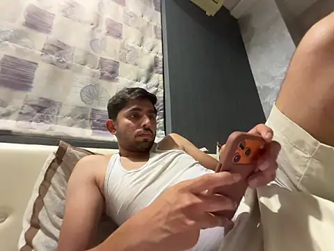 rhuh3991 online show from April 10, 2:55 pm