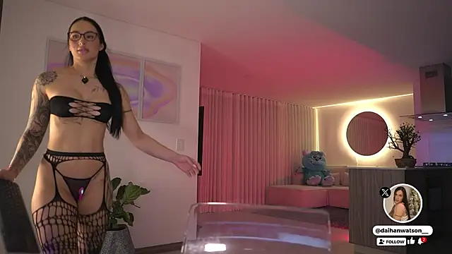 Daihanwatson  online show from March 20, 1:54 am