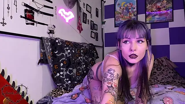 Snapshot of Ame_Amee chatting on September 22, 5:26 pm Ame Amee online show from September 22, 5:26 pm