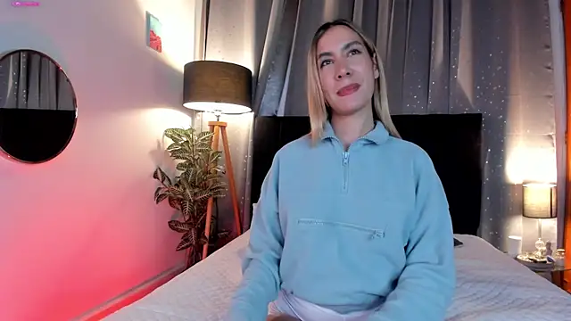 Lauren-Rosse online show from February 22, 11:57 pm