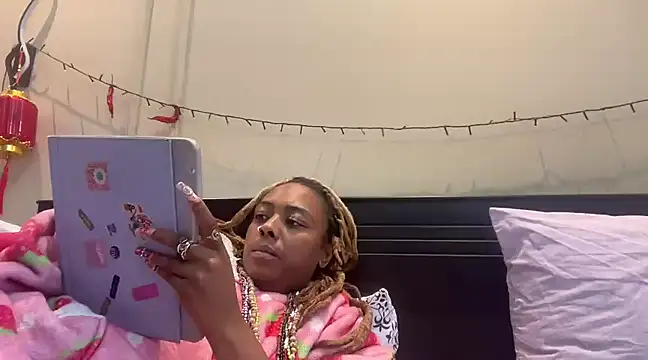 ChocolateCakeQueen online show from March 16, 10:53 pm