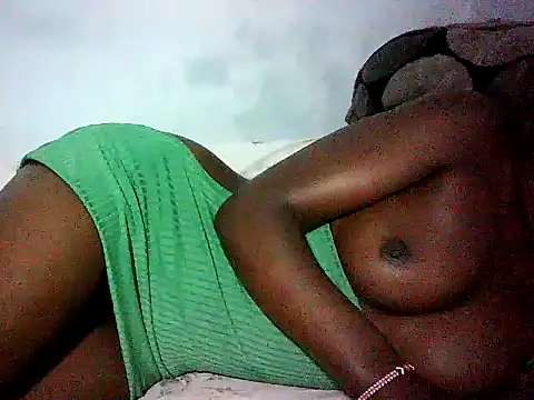 Snapshot of Sweetlolliy chatting on February 20, 4:46 pm Sweetlolliy online show from February 20, 4:46 pm