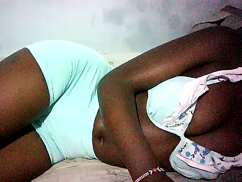 Snapshot of Sweetlolliy chatting on February 24, 7:09 pm Sweetlolliy online show from February 24, 7:09 pm
