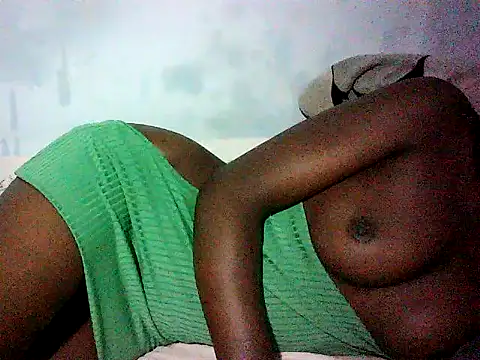 Snapshot of Sweetlolliy chatting on March 4, 4:30 pm Sweetlolliy online show from March 4, 4:30 pm