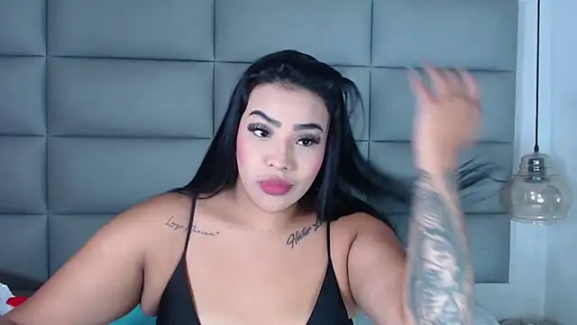 emily brontee  online show from January 4, 12:27 pm