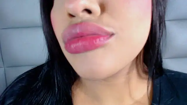 emily brontee  online show from February 18, 1:00 pm