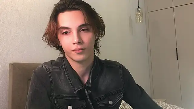 k0sta  online show from January 16, 8:25 pm