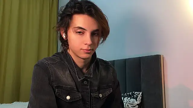 k0sta  online show from January 17, 10:23 pm