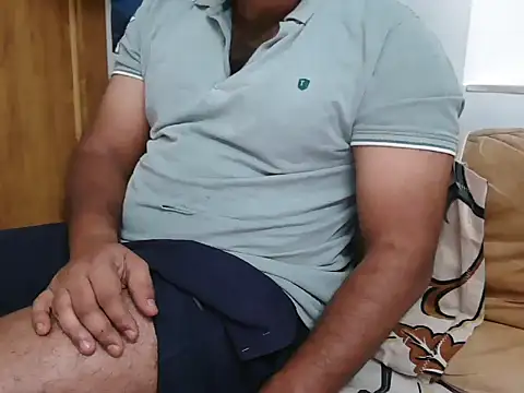 Snapshot of Tamil_Boy28 chatting on March 2, 3:59 pm Tamil Boy28 online show from March 2, 3:59 pm
