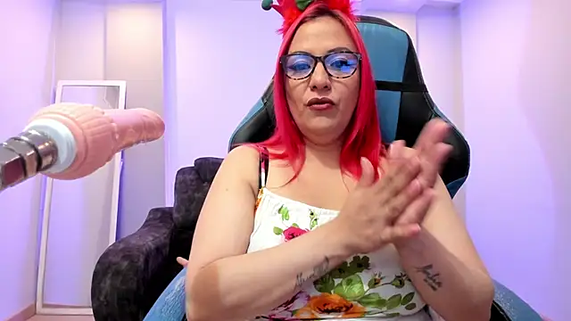 Snapshot of Sammy_owens_ chatting on December 19, 12:34 pm Sammy owens online show from December 19, 12:34 pm