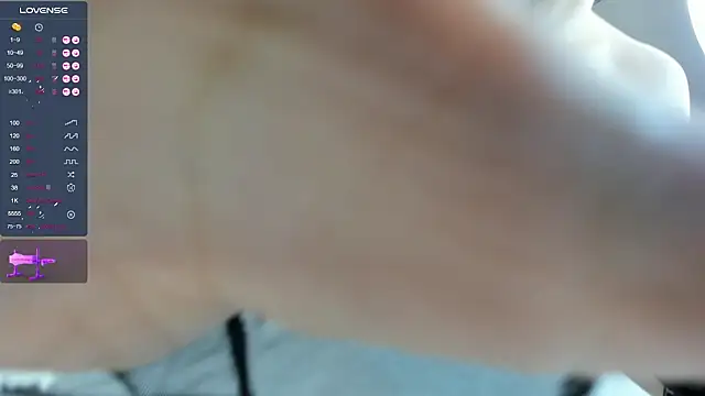 Liu Yifei  online show from October 10, 1:48 am