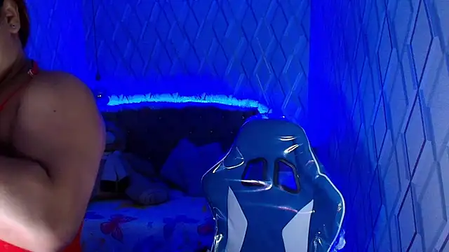 NicolleTaylor online show from November 24, 3:28 am