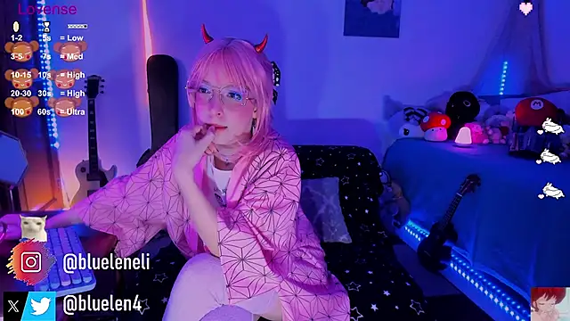 bluelen online show from March 14, 11:23 am