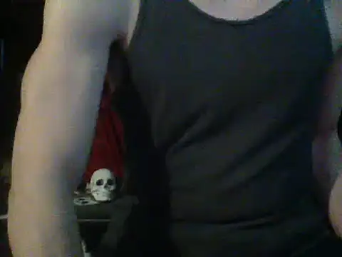 Snapshot of mrdemoncrowly chatting on December 11, 5:21 am mrdemoncrowly online show from December 11, 5:21 am