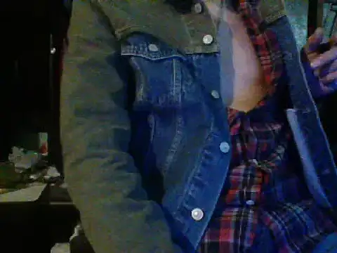Snapshot of mrdemoncrowly chatting on December 12, 9:40 am mrdemoncrowly online show from December 12, 9:40 am