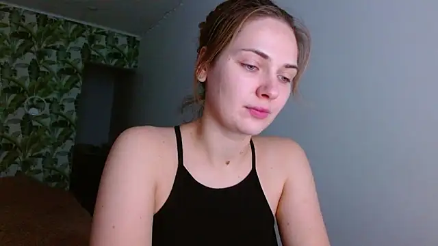 Olivia shine online show from December 3, 5:42 am