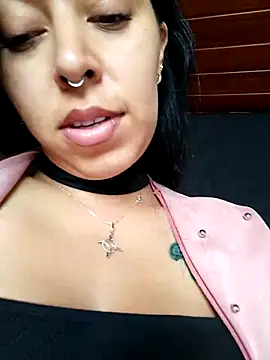 Snapshot of Emily_Wane chatting on September 17, 4:52 pm Emily Wane online show from September 17, 4:52 pm