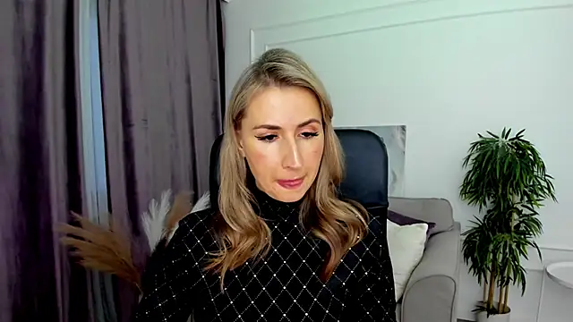 PassionGlow online show from February 11, 4:01 am