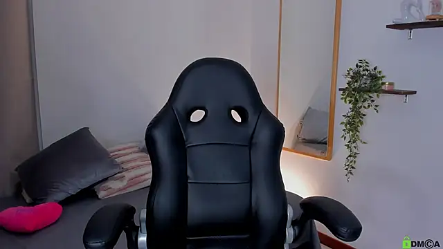 Snapshot of april__stone chatting on February 4, 11:31 pm april stone online show from February 4, 11:31 pm