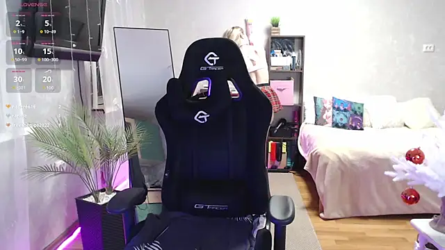 Little Soph online show from December 27, 12:07 am