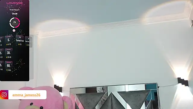 Snapshot of Emma_jamess chatting on September 12, 3:50 am Emma jamess online show from September 12, 3:50 am