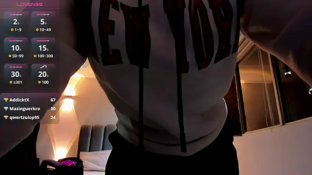 Snapshot of AnaRuiz chatting on February 22, 11:57 am AnaRuiz online show from February 22, 11:57 am